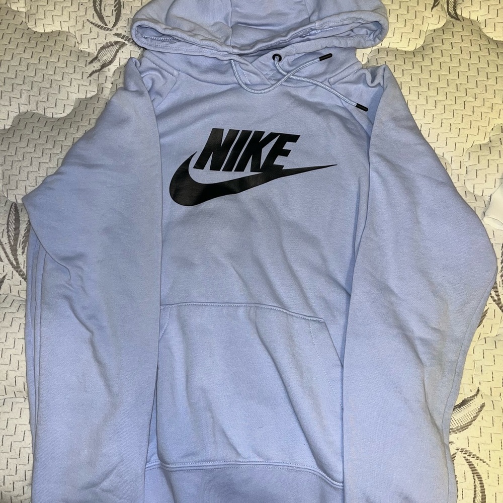 Nike sweatshirt